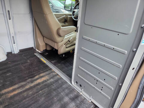 2019 Chevrolet Express 2500