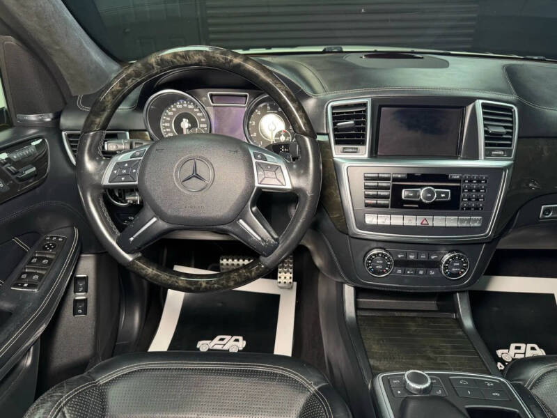 2015 Mercedes-Benz GL-Class GL 63 AMG