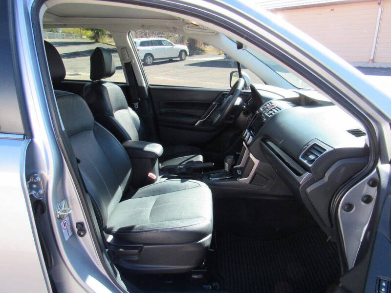 2017 Subaru Forester 2.5i Touring