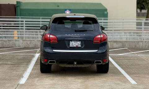 2011 Porsche Cayenne S