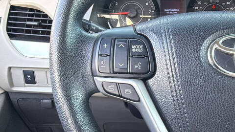 2017 Toyota Sienna L 7-Passenger