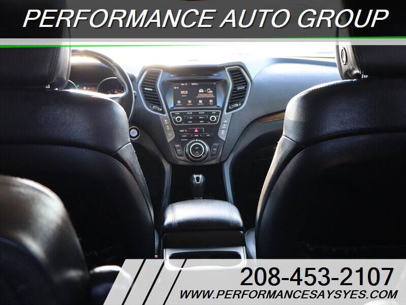 2017 Hyundai Santa Fe Limited