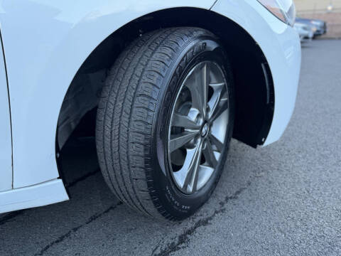 2017 Hyundai Elantra Value Edition