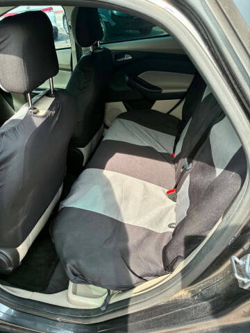 2016 Ford Focus SE