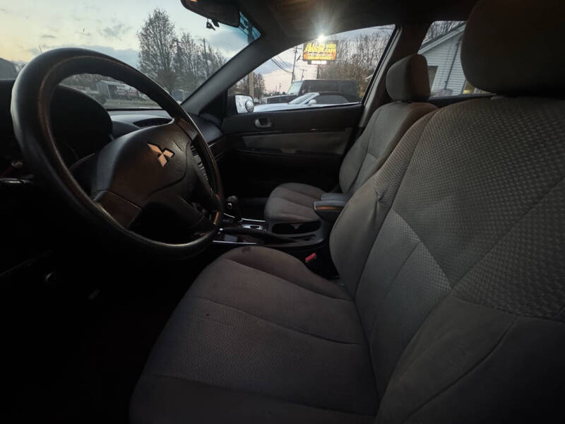 2009 Mitsubishi Galant ES