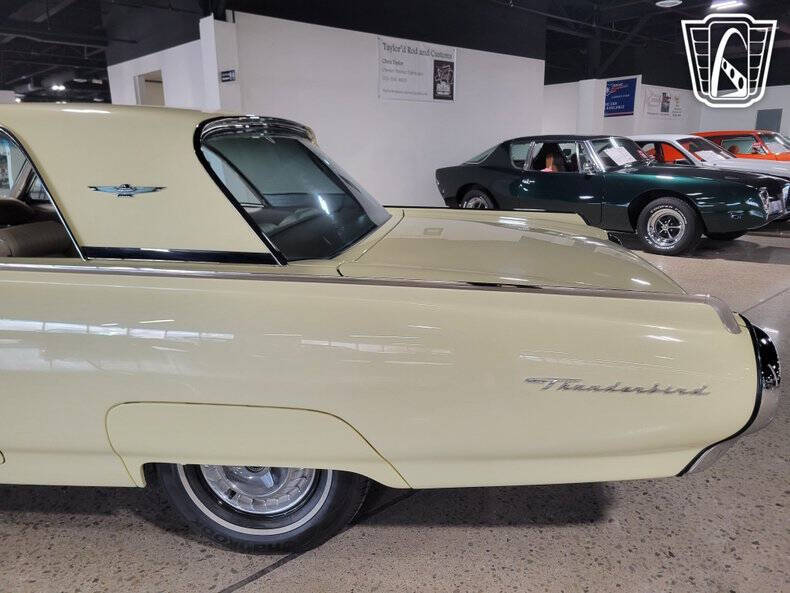 1963 Ford Thunderbird