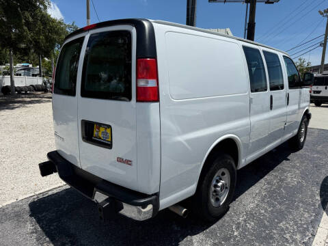 2020 GMC Savana 2500