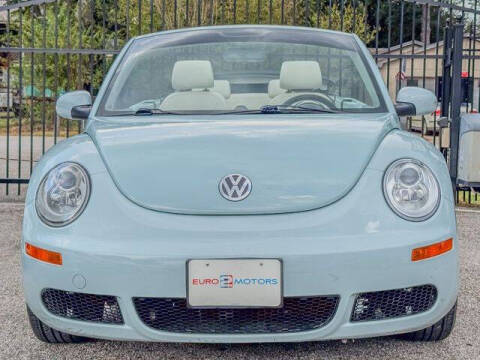 2010 Volkswagen New Beetle Convertible Final Edition PZEV