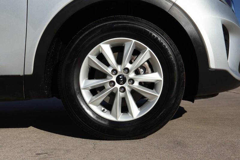 2020 Kia Sorento LX V6