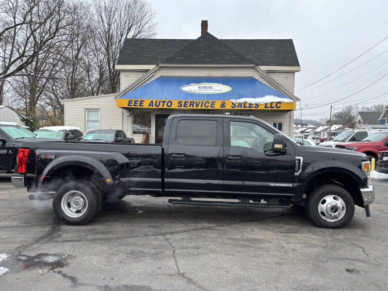 2022 Ford F-350 Super Duty XL's photo