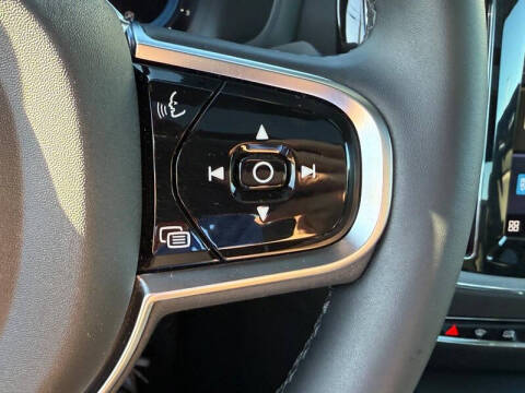 2024 Volvo S60 B5 Plus Black Edition