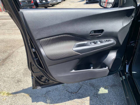 2020 Nissan Kicks S