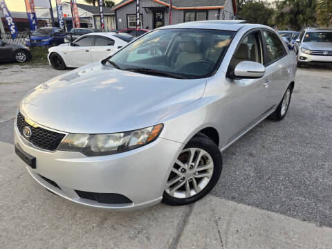 2011 Kia Forte for sale at AUTOBAHN MOTORSPORTS INC in Orlando FL