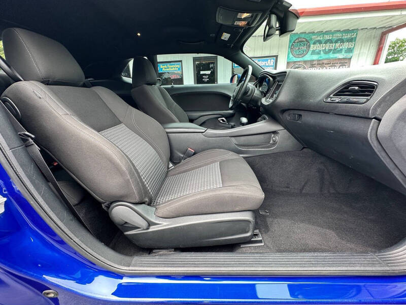 2020 Dodge Challenger SXT