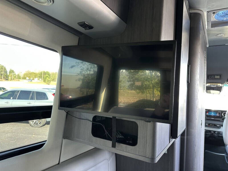 2021 Mercedes-Benz Sprinter 2500