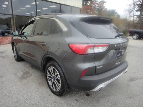 2020 Ford Escape SEL