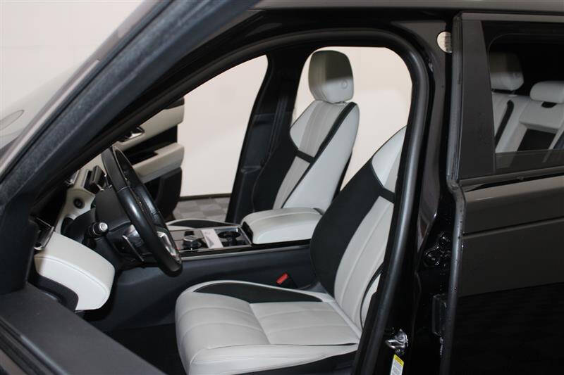 2018 Land Rover Range Rover Velar D180 R-Dynamic SE