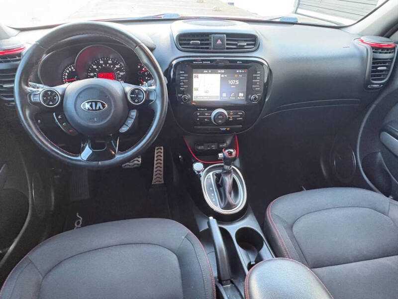 2019 Kia Soul +