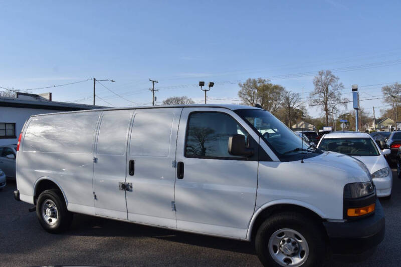 2018 Chevrolet Express 2500