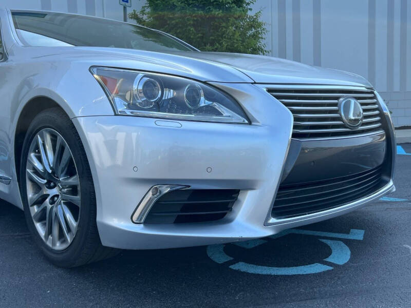 2017 Lexus LS 460