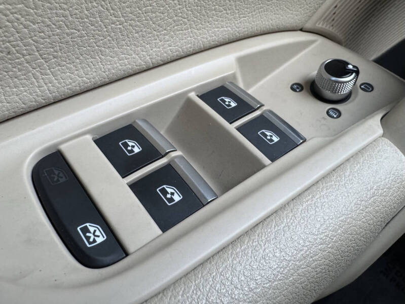 2018 Audi Q5 2.0T quattro Premium Plus