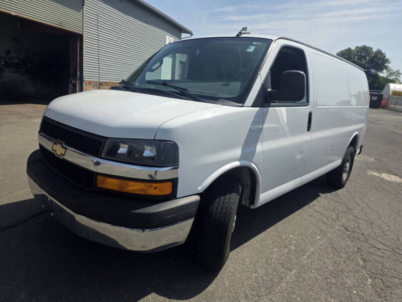 2017 Chevrolet Express 2500