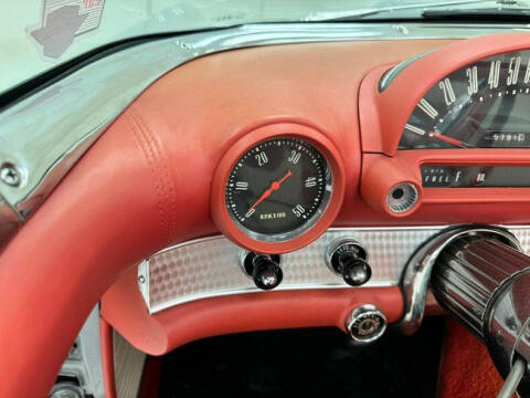 1956 Ford Thunderbird