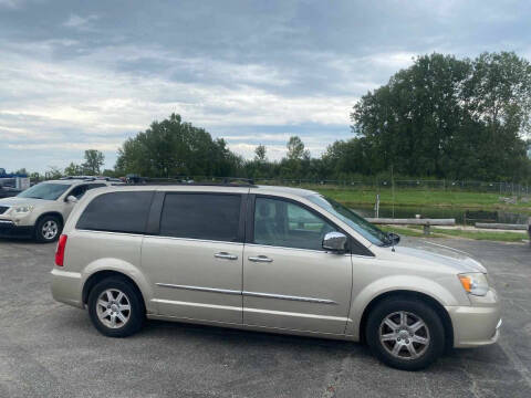 2012 Chrysler Town and Country for sale at Brinkley Auto in Anderson IN