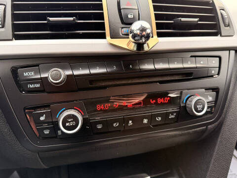 2013 BMW 3 Series 320i