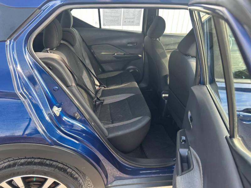 2020 Nissan Kicks SV