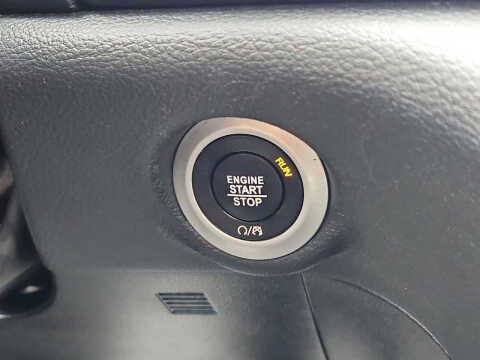 2024 Chrysler Pacifica Plug-In Hybrid Select