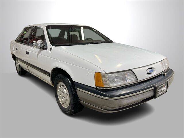 1990 Ford Taurus for sale in Minot, ND