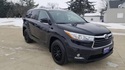 2015 Toyota Highlander for sale at Crowe Auto Group in Kewanee IL
