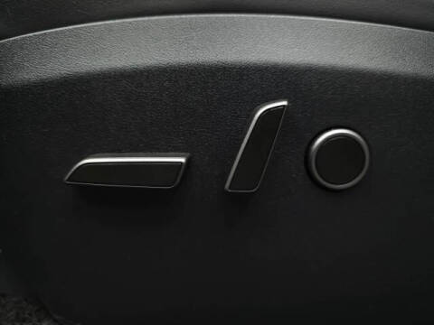 2024 Tesla Model Y Performance