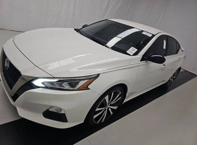 2022 Nissan Altima 2.5 SR