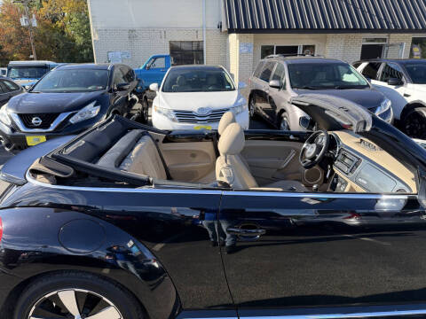 2013 Volkswagen Beetle Convertible Turbo