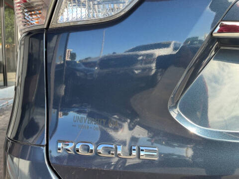2016 Nissan Rogue SV