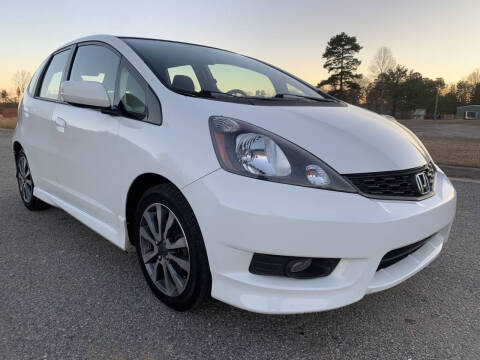 2013 Honda Fit for sale at Garber Motors in Amelia Court House VA