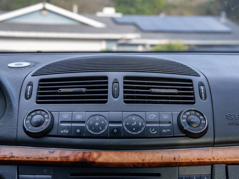 2004 Mercedes-Benz E-Class E 320