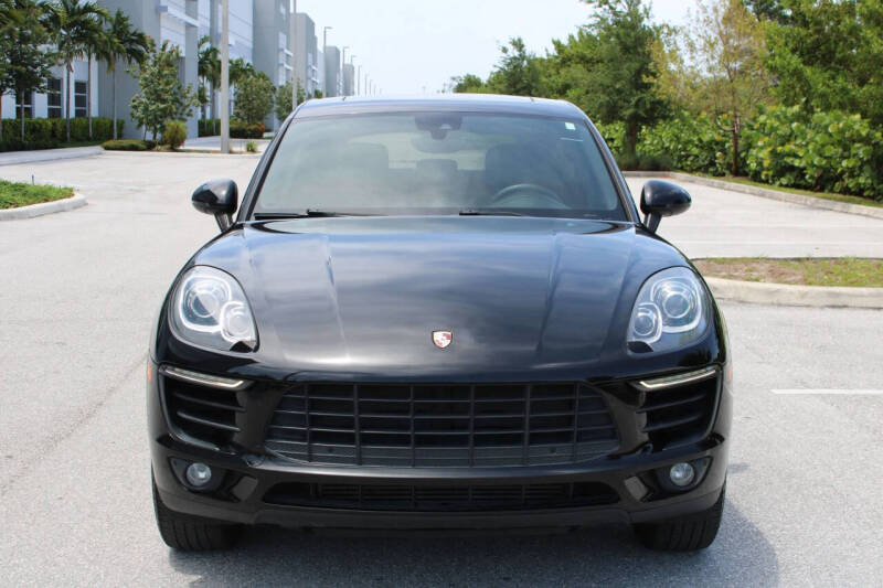 2017 Porsche Macan