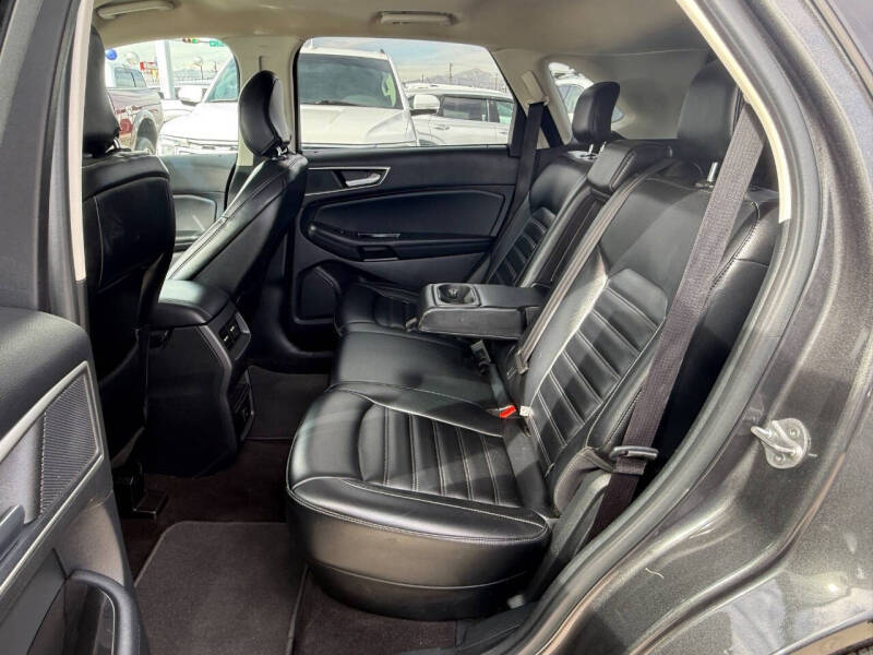 2019 Ford Edge SEL