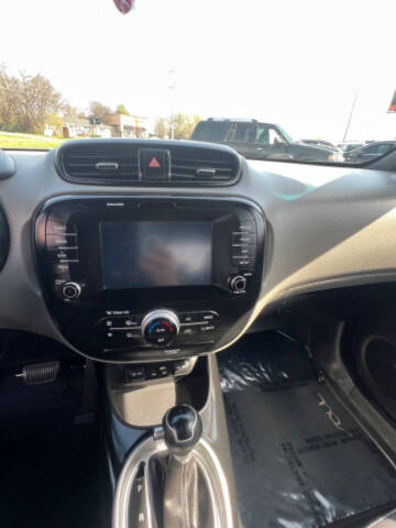 2018 Kia Soul +