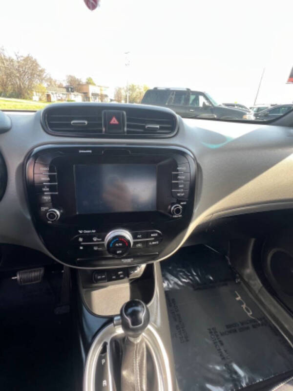 2018 Kia Soul +