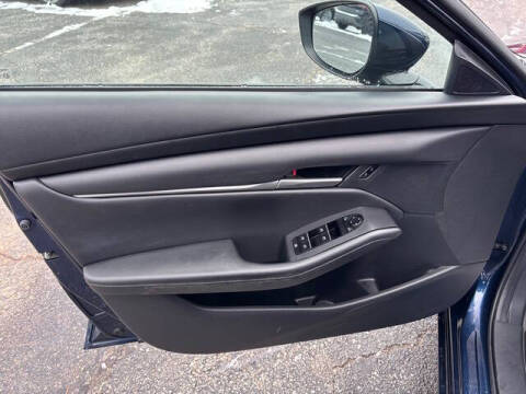 2022 Mazda Mazda3 Sedan Select