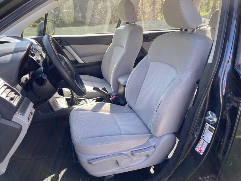 2016 Subaru Forester 2.5i