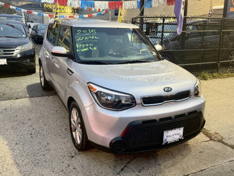2015 Kia Soul +