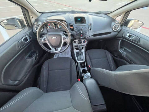 2015 Ford Fiesta SE
