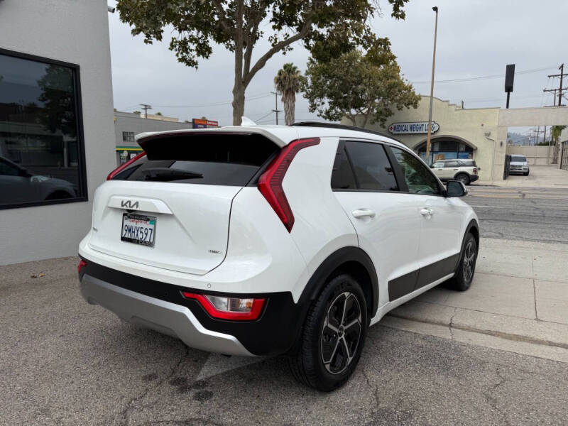 2024 Kia Niro EX