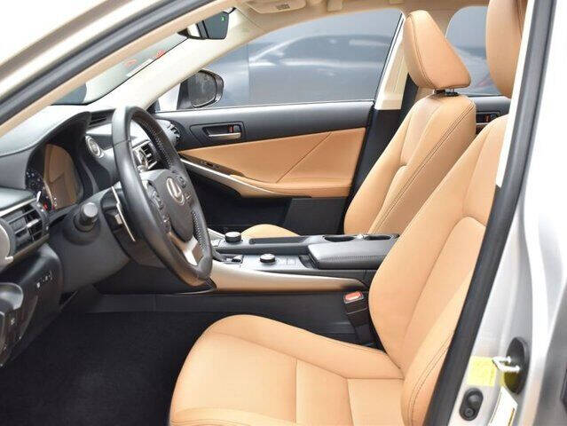 2019 Lexus IS 300