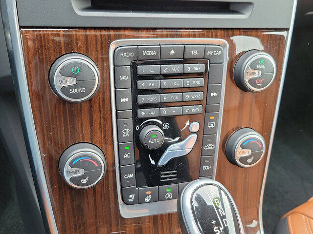 2015 Volvo V60 T5 Drive-E Platinum